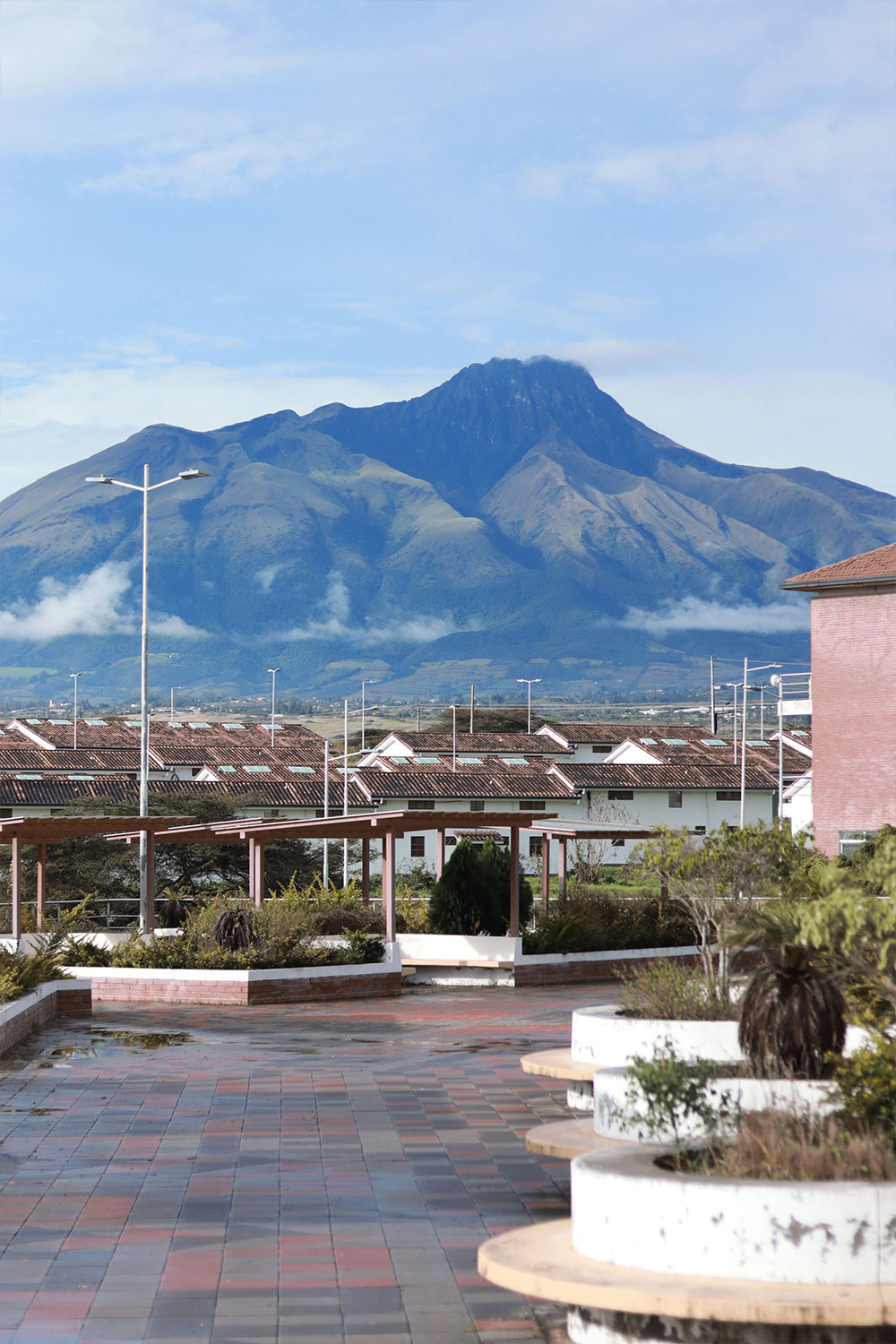 Yachay Tech Campus